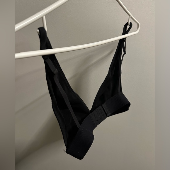 SKIM black rib cotton plunge bralette - Picture 2 of 6